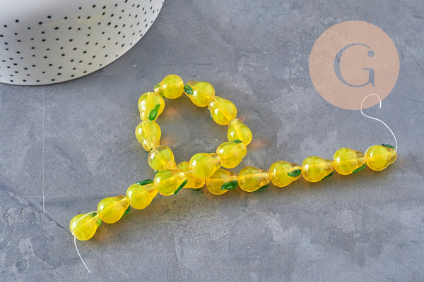 Perles Poire fruit verre tchèque artisanal 14mm, x1 fil de 28cm VALIDE