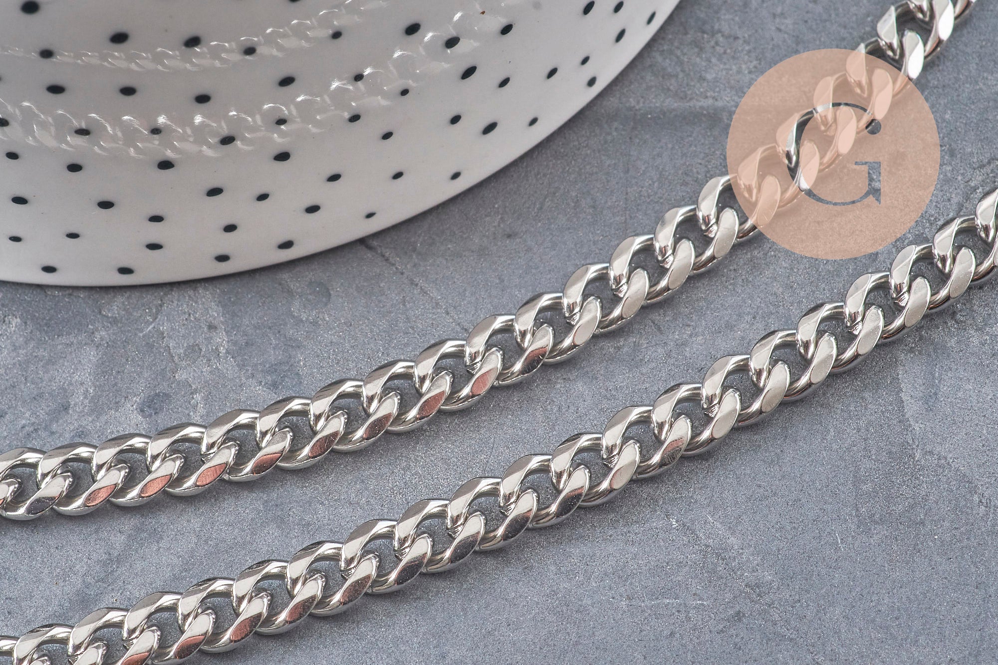 Collier Chaine maille cubaine diamantée acier inoxydable platine 9mm/41cm, x1 (G11055)