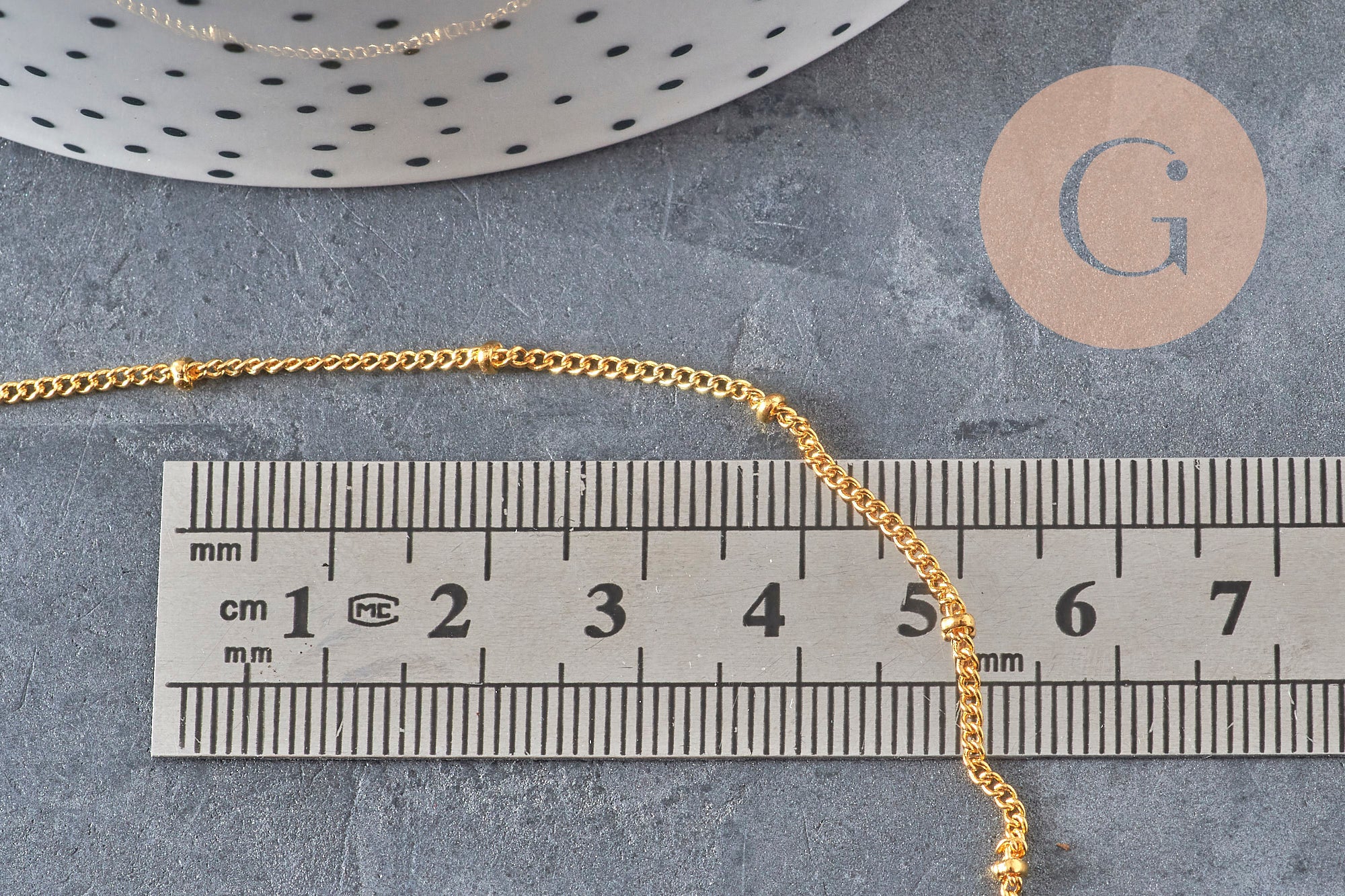 Collar cadena satélite hierro y latón dorado 81.5cm, x1 VÁLIDO