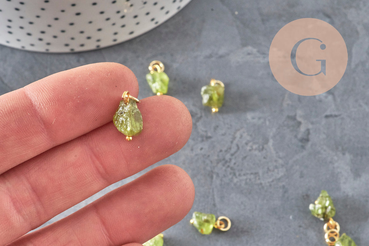 Breloque nuggets peridot naturel doré 12-14mm, x1 VALIDE-Breloques et pendentifs-Gingerlily Perles