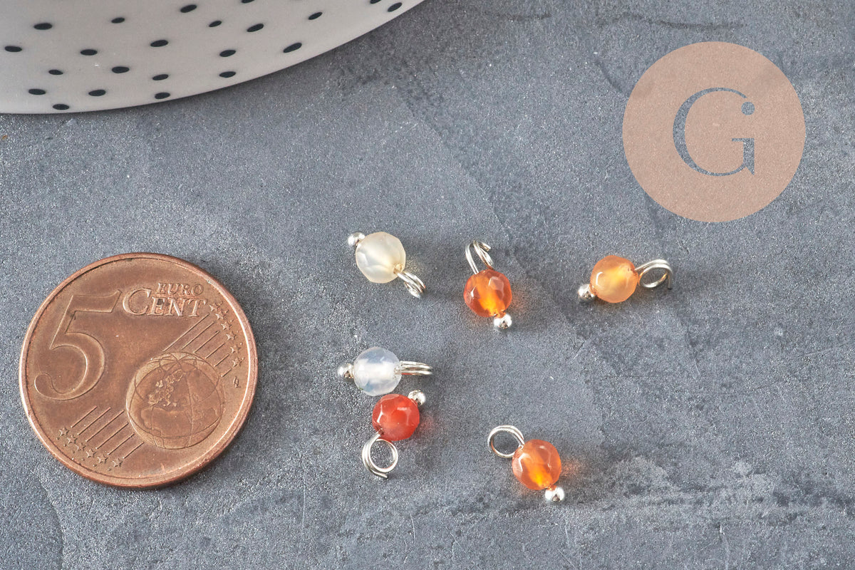 Breloque ronde agate naturelle facetée laiton platine 8.5mm, x1 (G11369)