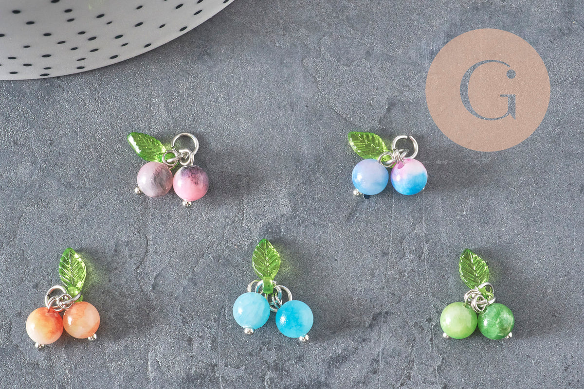 Breloque fruit cerise jade persan naturel teinté acier inoxydable platine 14mm, x1 (G11379)