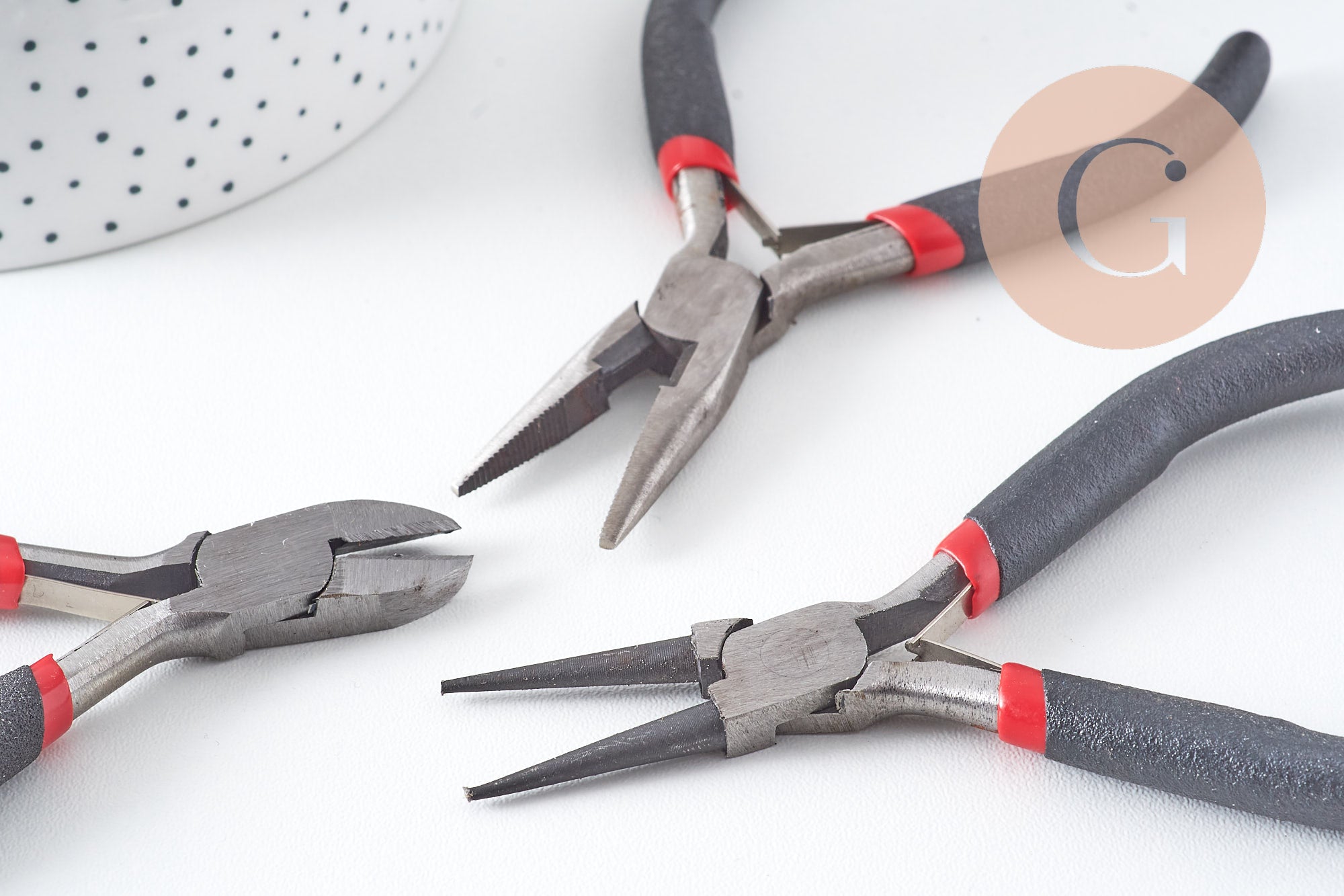 x 3 Pinces pour bijoux en acier carbone 130mm (marques oxydation) (G10937)