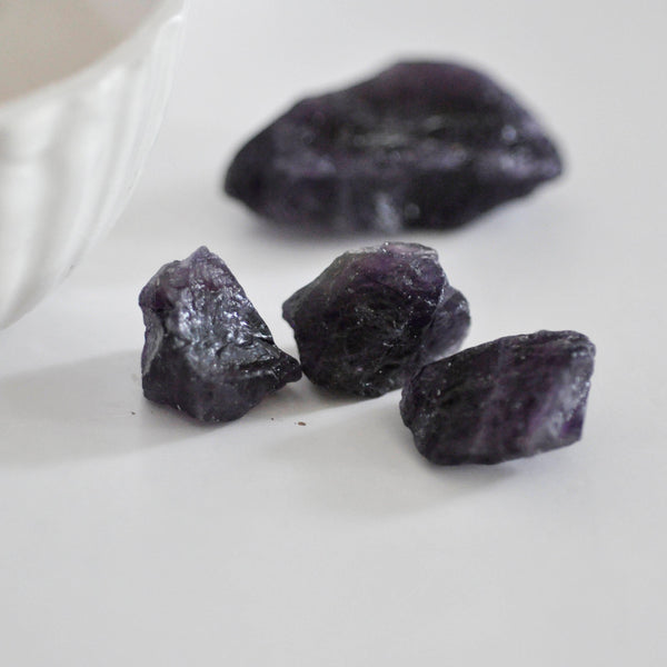 Améthyste naturelle brute roulée 40mm, x20Gr (G0239)