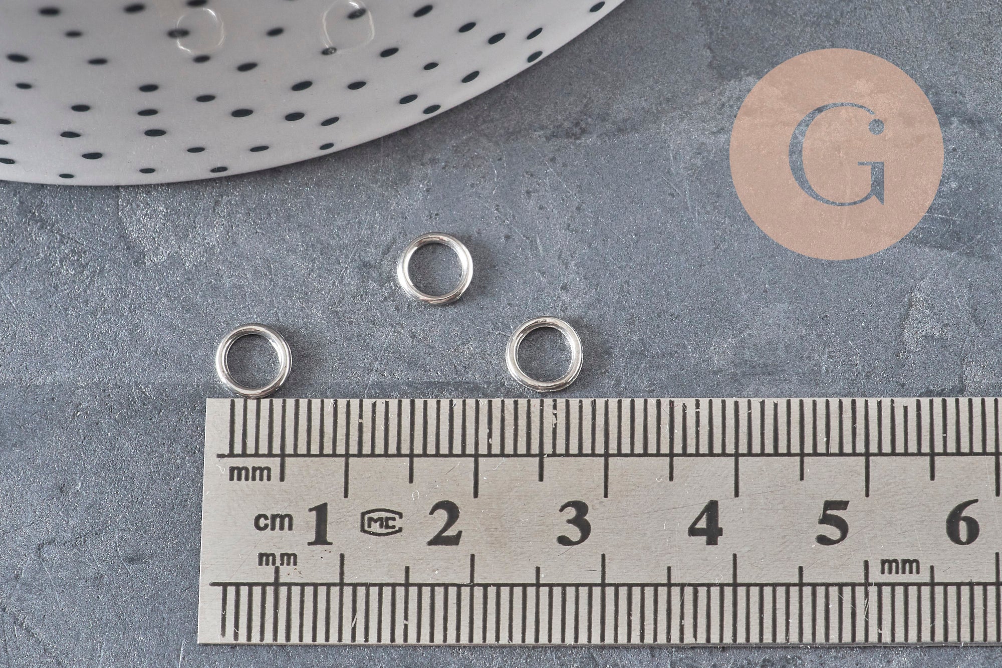 Anillas cerradas redondas acero inoxidable 304 platino 6mm/0.8mm, x5 (G11215)