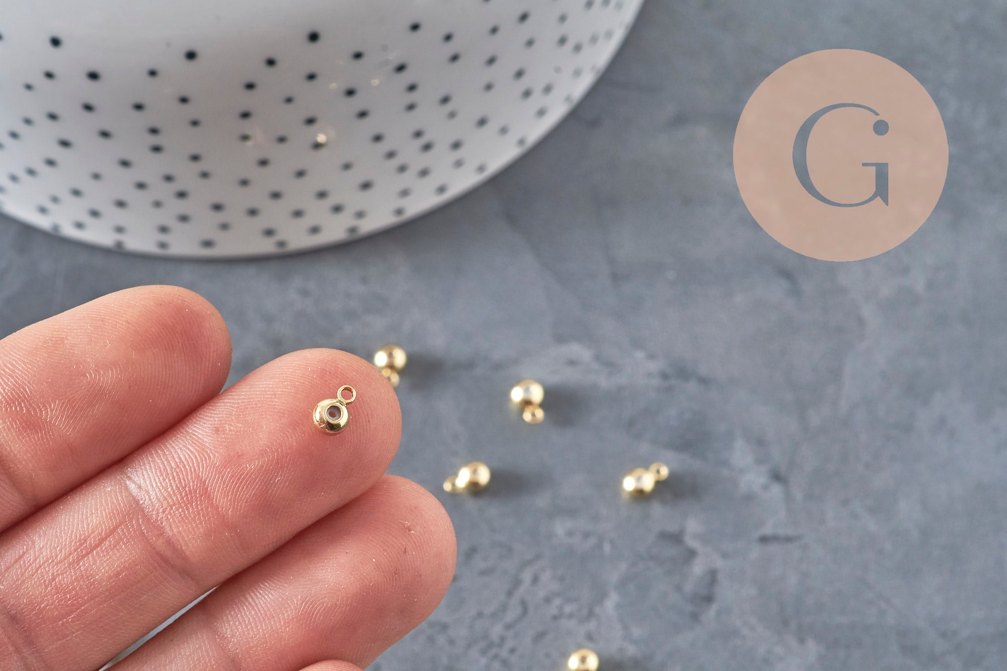 Rubber bail for brass pendant 6.5x3.5mm, x10 (G11231)