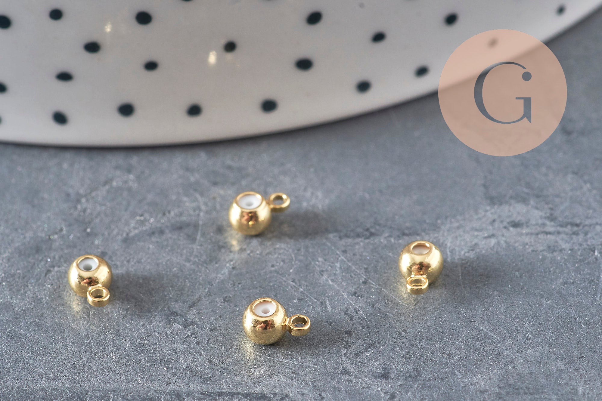 Rubber bail for brass pendant 6.5x3.5mm, x10 (G11231)