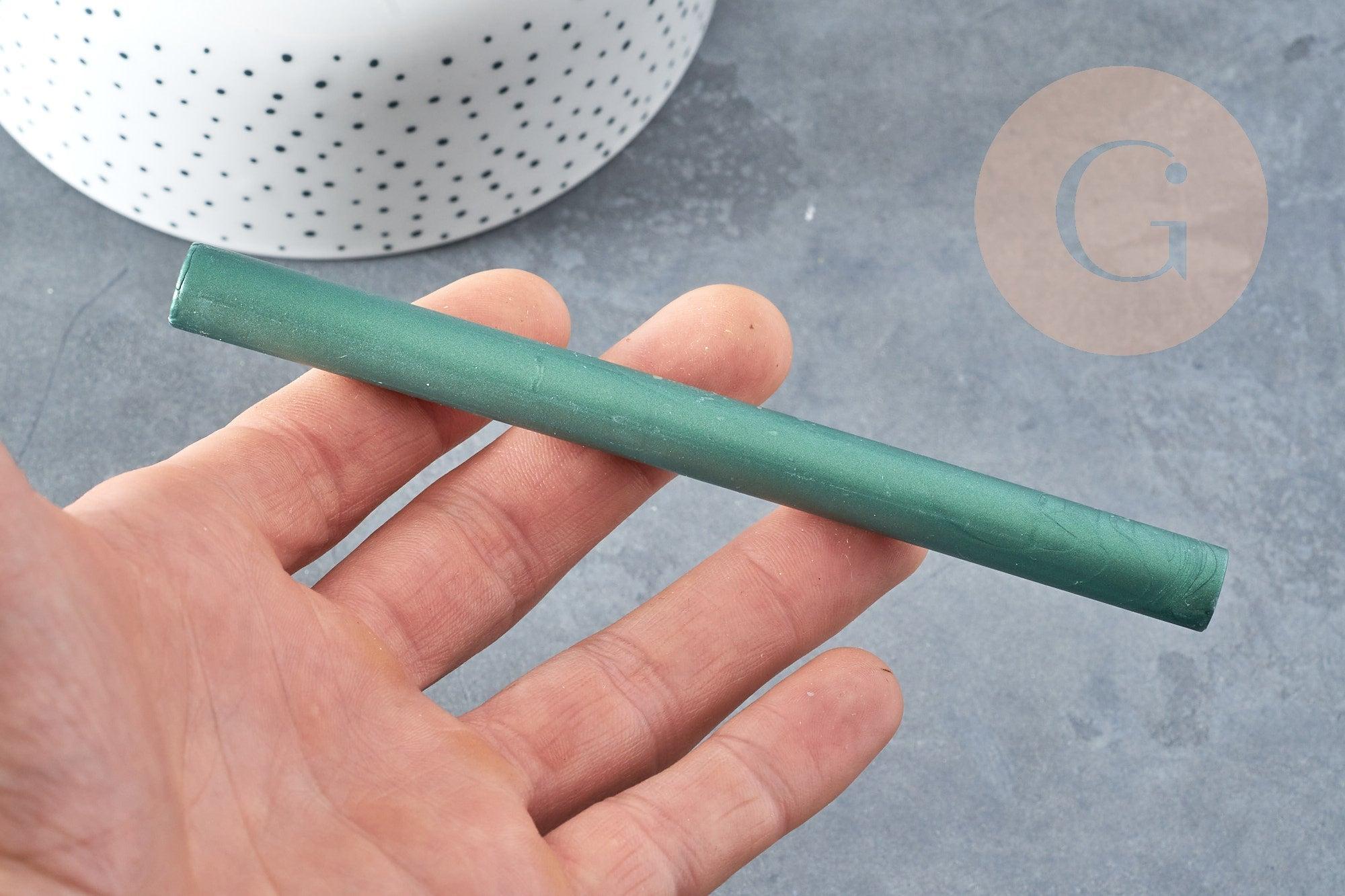 Baton de cire à cacheter vert foncé nacré 135mm, x1 (G8909)