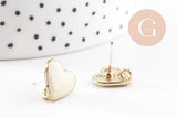 Boucles puces zamac doré coeur émail blanc à personnaliser 11.5mm, la paire (G9900)