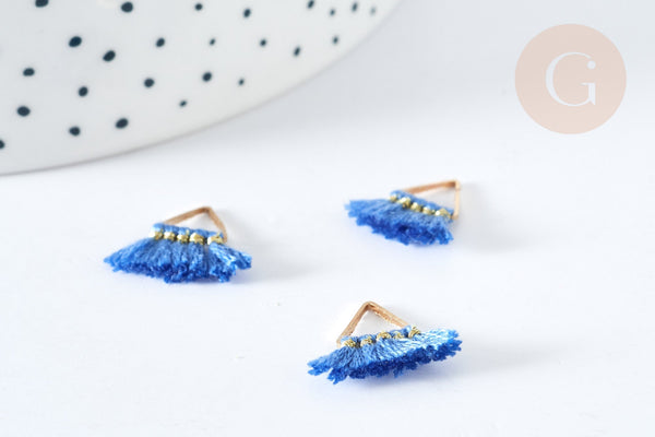 Breloque Pompon bleu polyestère laiton doré 15mm,décoration pompon, pompon boucles,fabrication bijoux bohème, x1 (G8217)