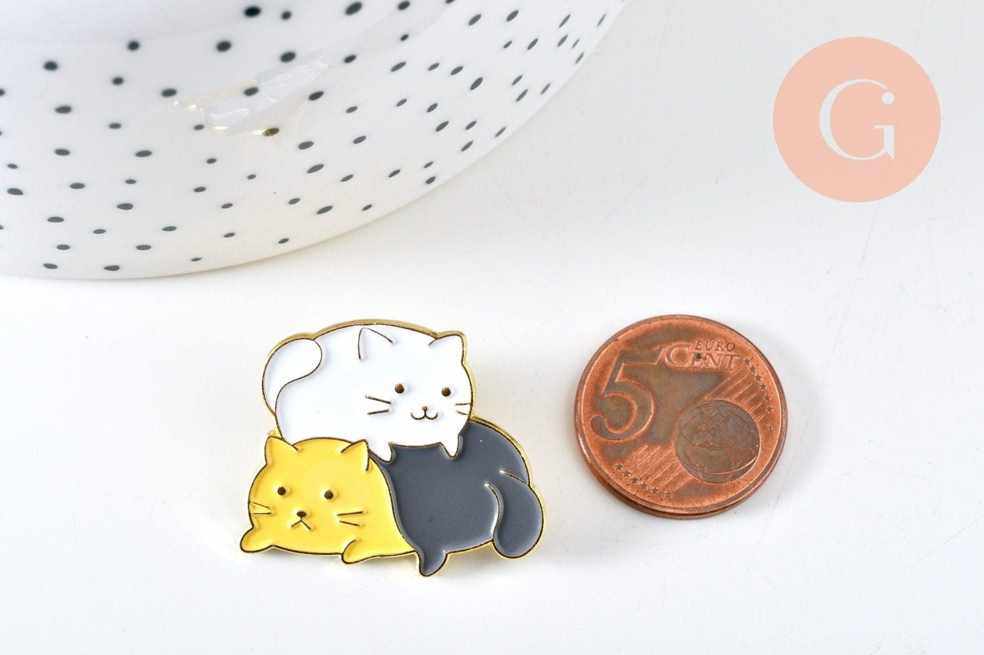 Broche pins chat gris, blanc &june Yang mystique doré émail noir,broche dorée, décoration veste, 30x24.5mm,x1 G6322