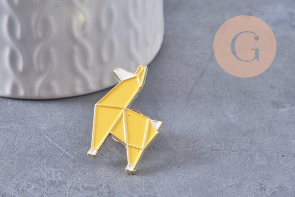 Broche pins chien caniche origami zamac doré émail jaune 32.5x21mm, x1 (G10320)