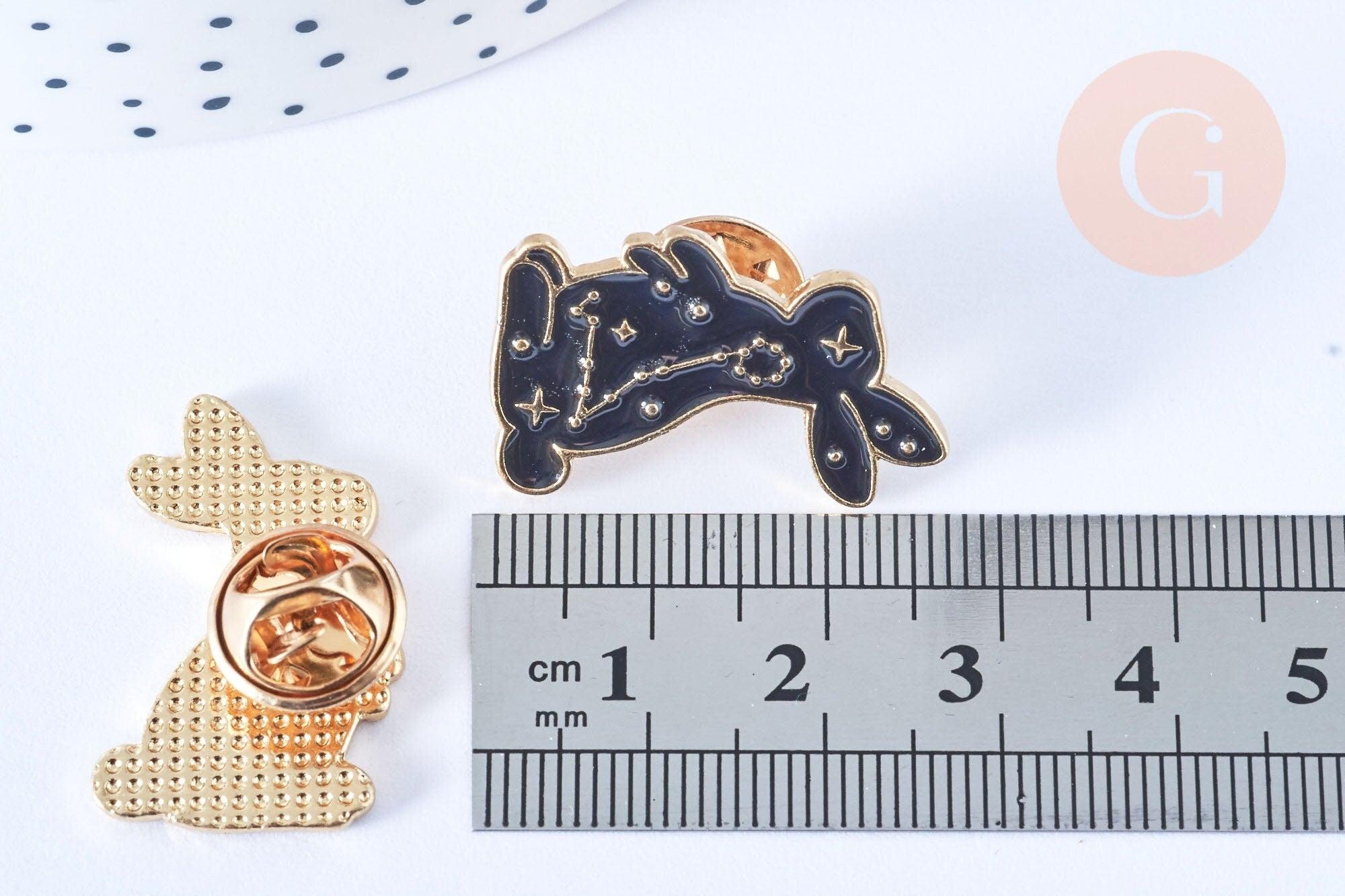 Broche pins lapin motif mystique noir doré émail 26x17mm, décoration veste, x1 (G6617)