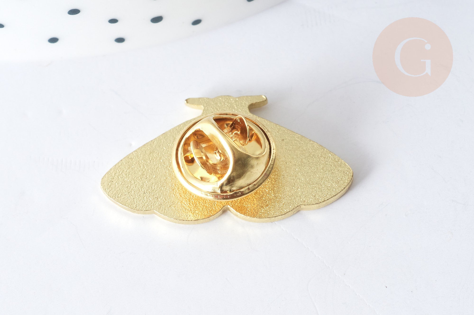 Broche pin's papillon mystique zamac doré 15.5x27mm, x1 (G7848)