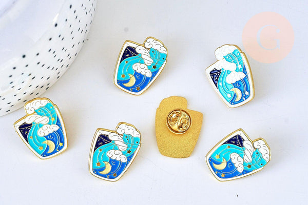 Broche pins vague lune laiton doré émaillé,broche dorée ,décoration veste, 27.5x21mm,x1 G5539