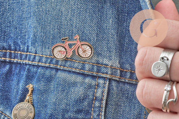 Broche pins vélo bicyclette émaillé rose 31.5mm, x1 (G9537)