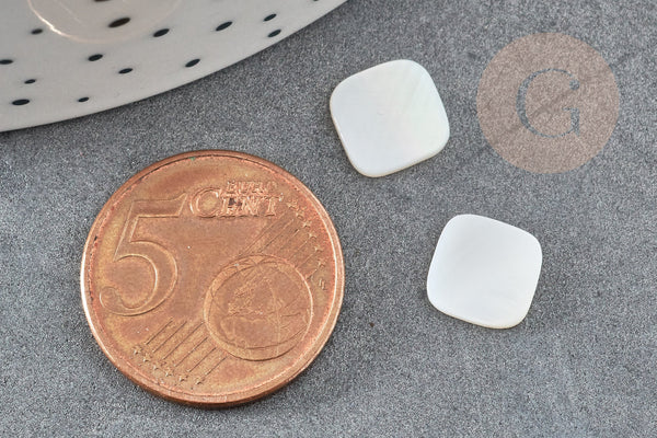 Cabochon carré nacre blanche naturelle 8.5mm, x2 (G5146)