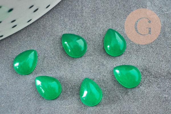 Cabochon goutte jade naturel teinté vert 8x6mm, x1 (G9026)