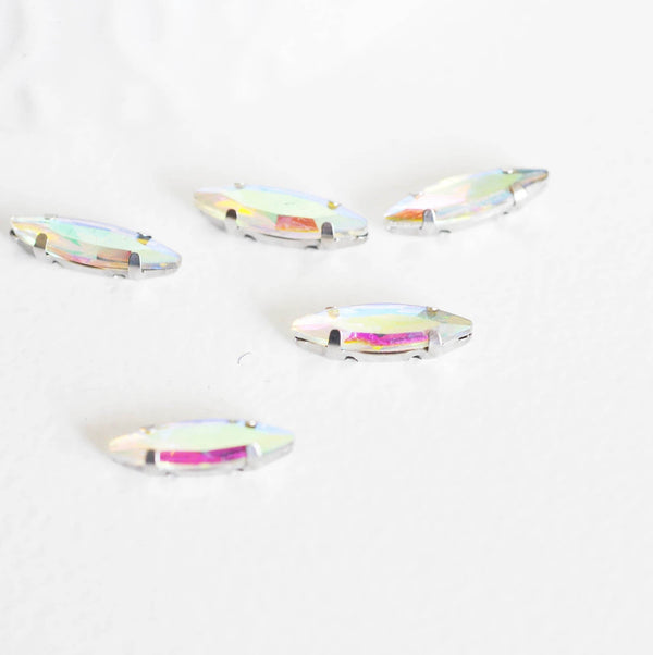 Cabochon navette cristal métal platine à coudre4x15mm, x5 (G0137)