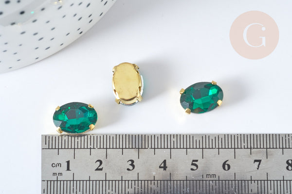 Cabochon ovale cristal vert emeraude avec serti en laiton doré 14x10mm, x5 (G8113)