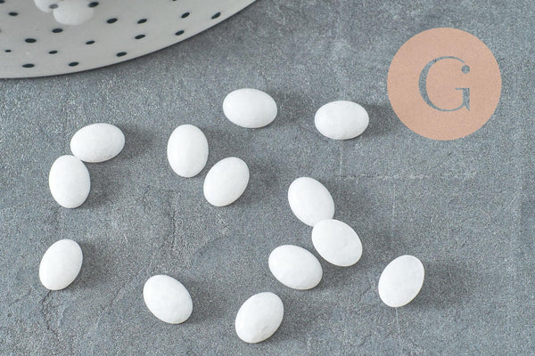 Cabochon ovale jade naturel blanc 8x6mm, x1 (G10527)