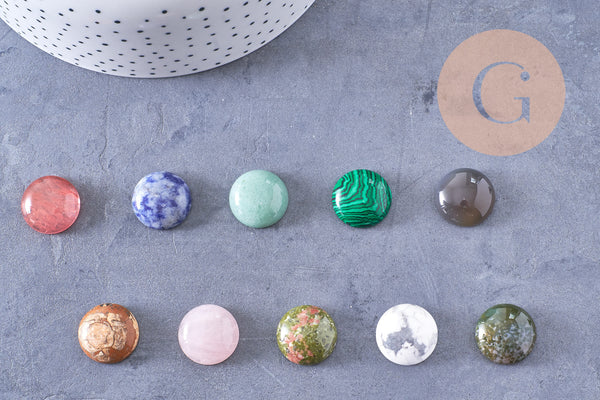 Cabochon rond dôme pierre naturelle et de synthèse 18mm, x1 (G10711)