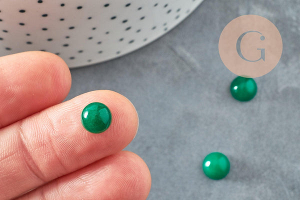 Cabochon rond jade naturel vert 8mm, x1 (G1143)