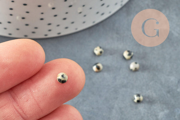 Cabochon rond jaspe dalmatien naturel 4mm, x1 (G2973)