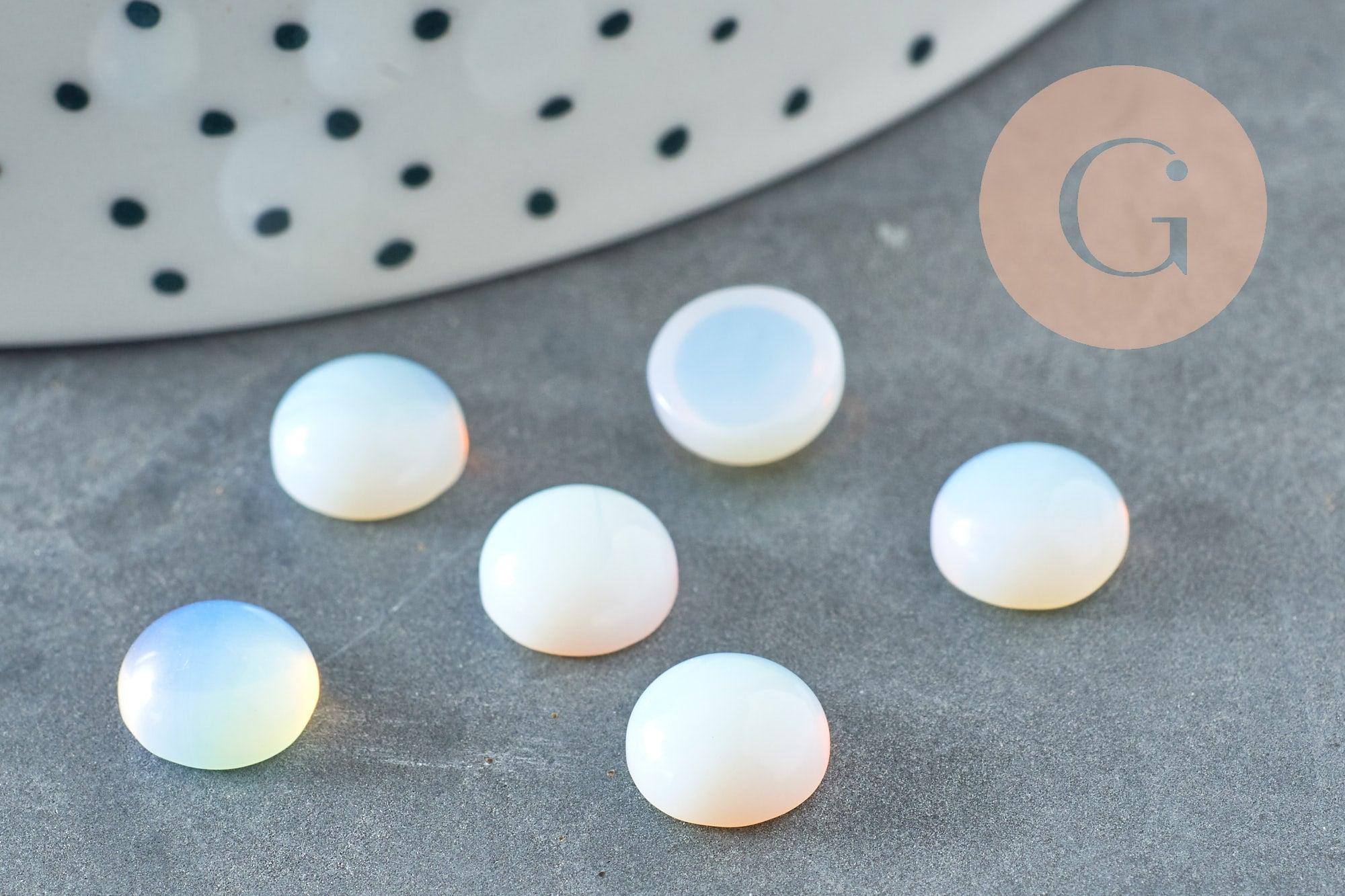 Cabochon rond opalite blanche 8mm, x1 (G0565)