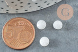 Cabochon rond pierre de lune naturelle à facettes 5.5mm, x1 (G2216)