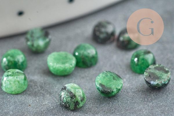 Cabochon rond rubis sur zoisite naturelle 4mm, x1 (G2781)