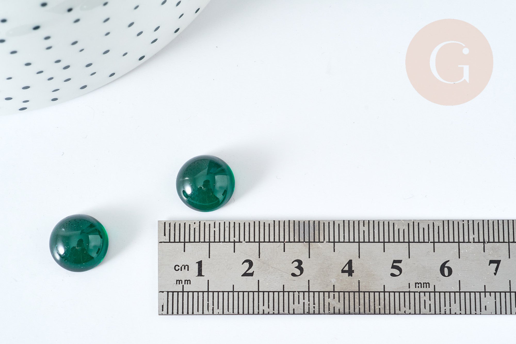 Cabochon rond verre lisse vert foncé 12mm, x1 (G8146)