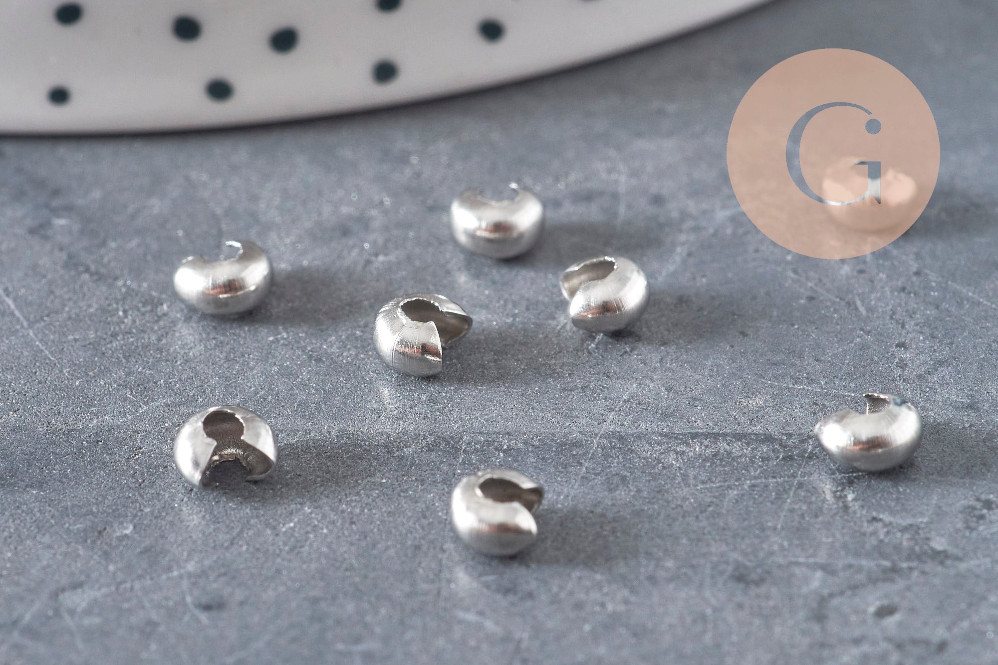 Cubrebolas de engarce de acero 304 plano platino 5.5x4.5mm, x20 (G11178)