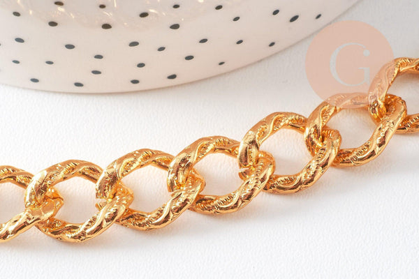 Chaine doré maille texturée aluminium doré 17mm, x1 mètre (G10594)