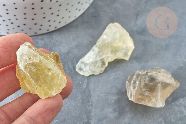 Citrine brute 10-35mm, pierre citrine chauffée, pierre semi-précieuse, lithothérapie, x1 (G7783)