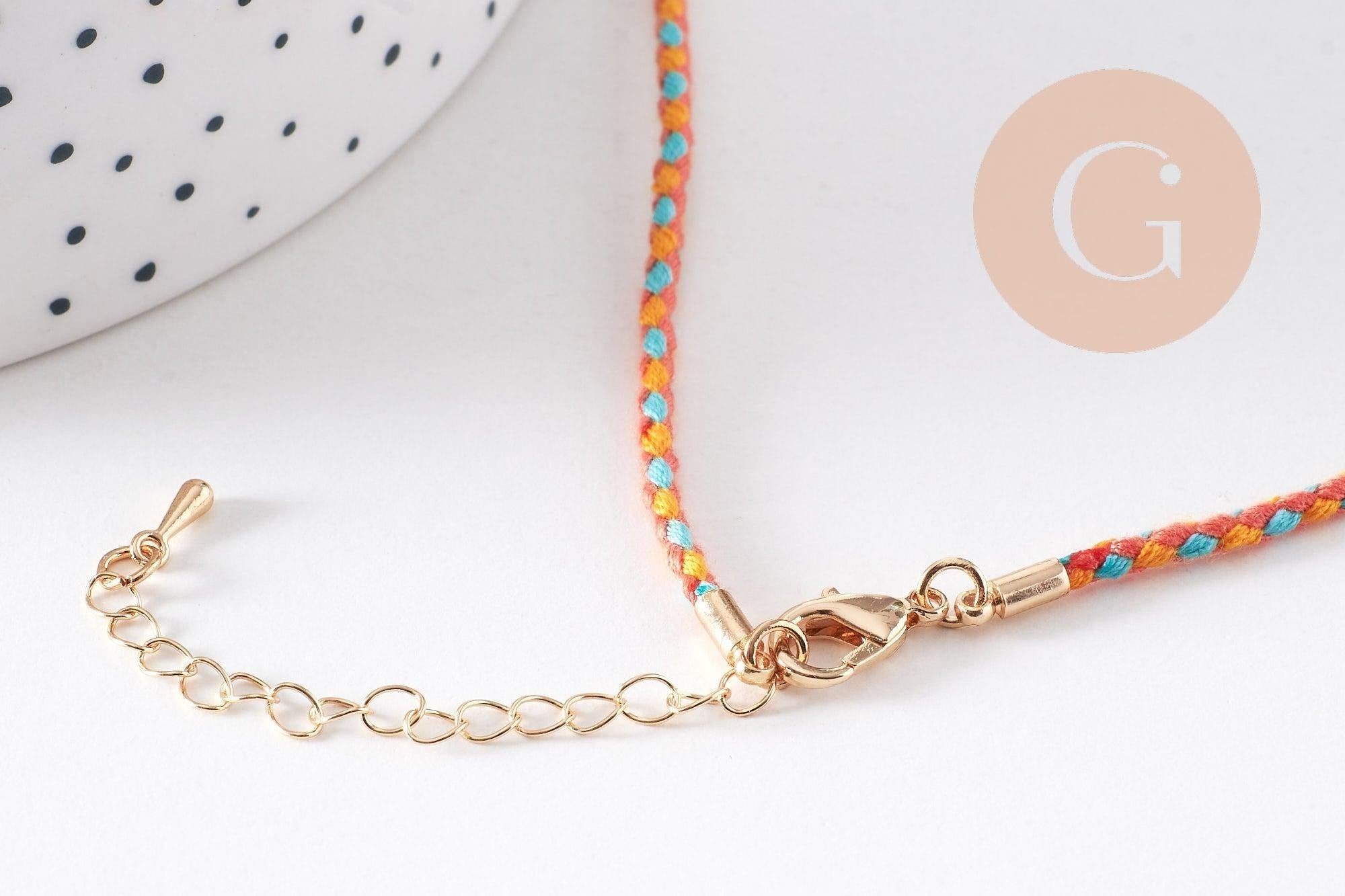 Collier médaille émaillée cactus orange turquoise zircons cordon tressé zamac doré 45cm x1 (G10364-4)