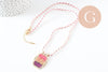 Collier médaille émaillée rose violet LOVE IS THE ANSWER zamac doré, collier cordon tressé 45cm x1 (G9565)