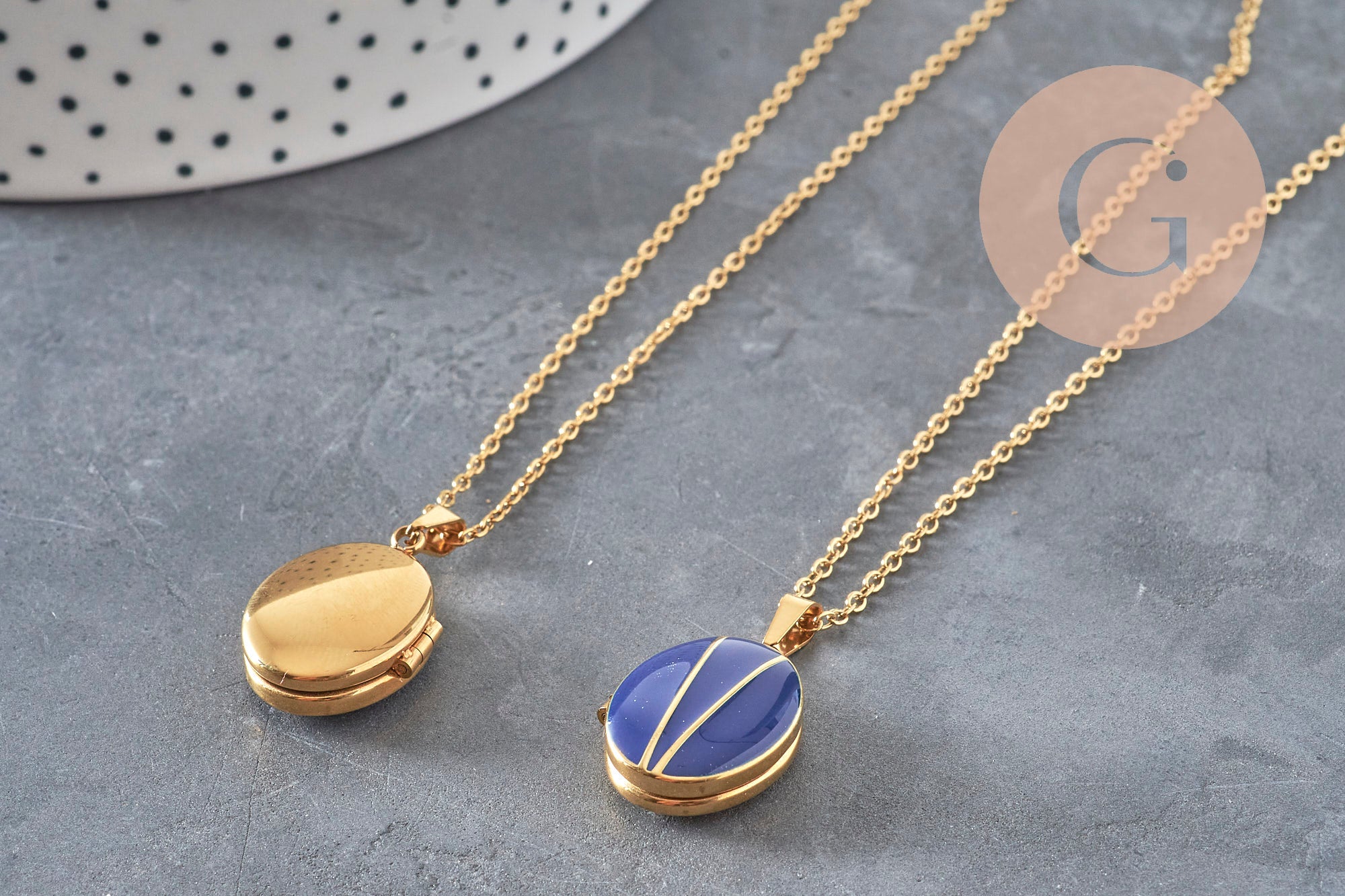 Customizable Blue Locket Pendant Necklace, Gold-Plated 304 Stainless Steel, x1 (G11162)