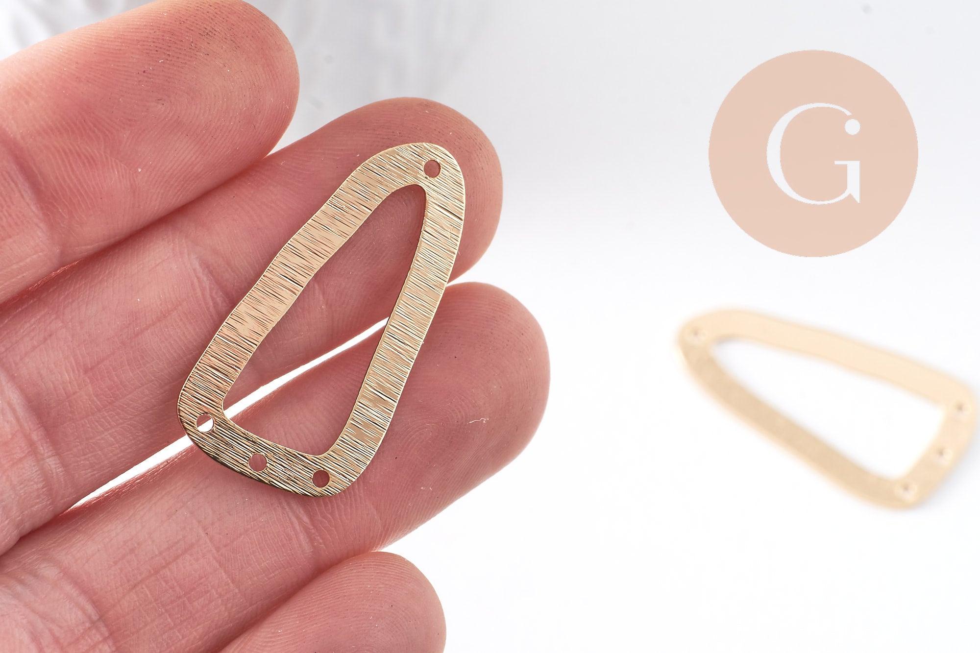 Connecteur triangle brossé laiton doré 18K 33mm, x2 (G10384)
