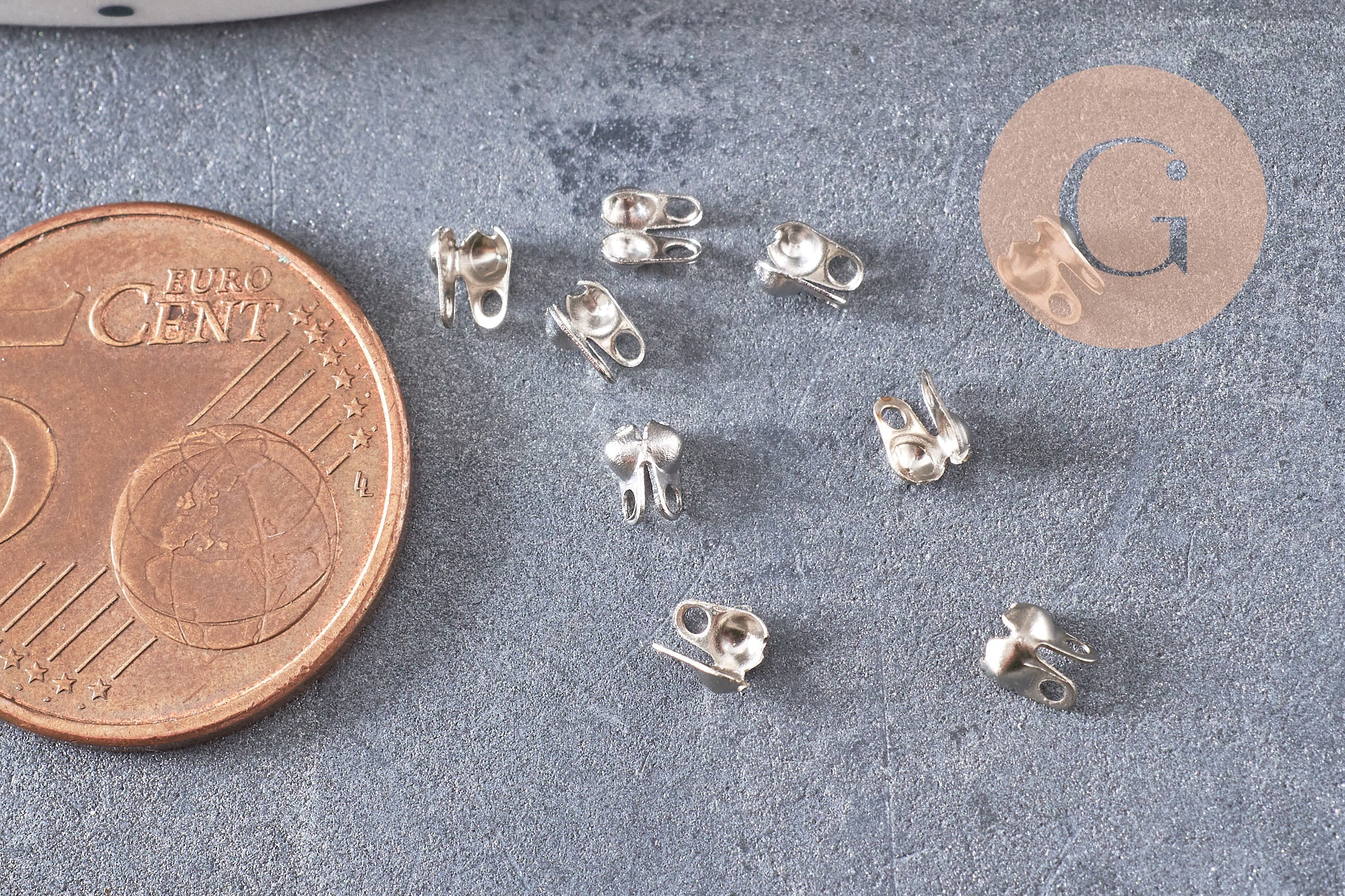 Connecteurs platine avec trou 3mm, apprêt chaine boule 1.5mm, x 1 gr (G3999)