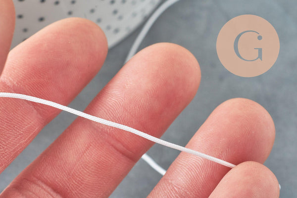 Cordon polyester blanc, fabrication bijoux, création bijoux,scrapbooking, 0.7mm, x 5mètres G6729