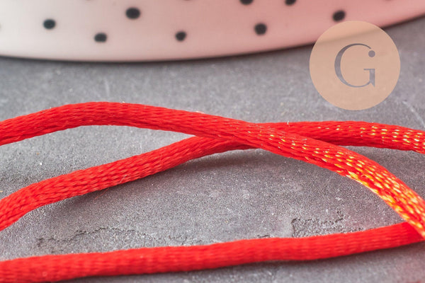 Cordon queue de rat satiné rouge 2mm, x 5mètres (G1379)
