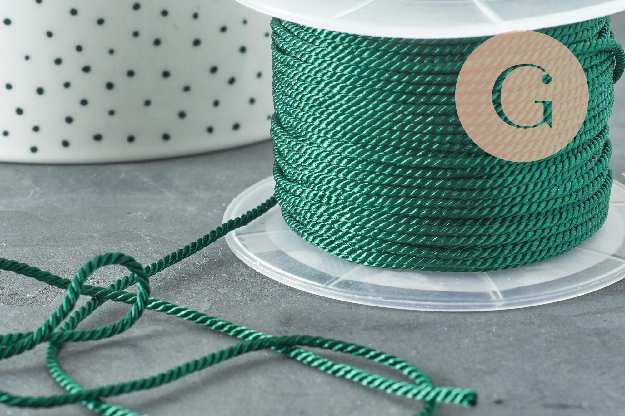 Cordon torsadé satiné vert foncé 2mm, x1 mètre (G0463)