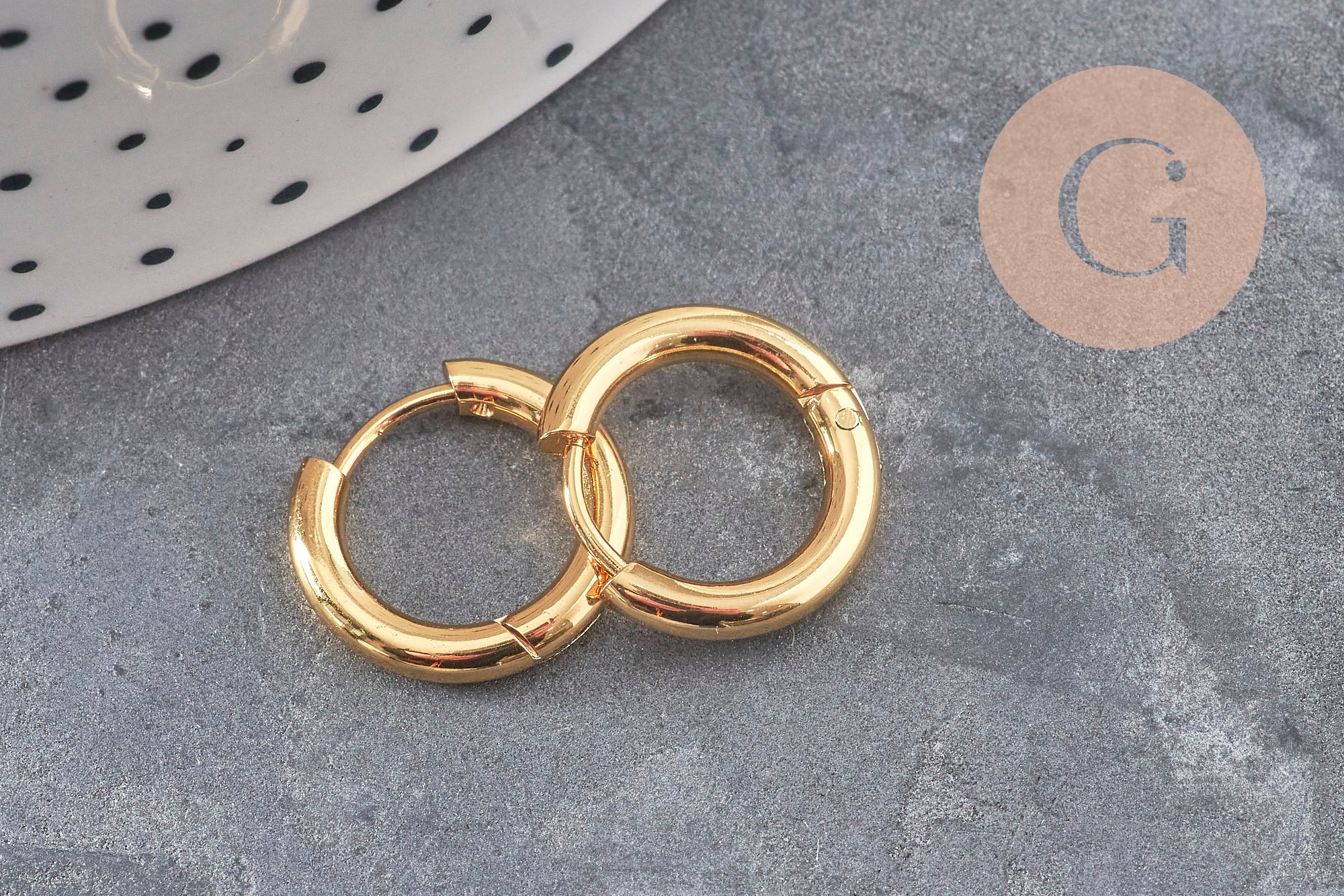 Créoles minimalistes acier 304 inoxydable doré PVD 10mm, la paire (G11075)