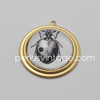 EP 1 Pendentif coccinelle en laiton