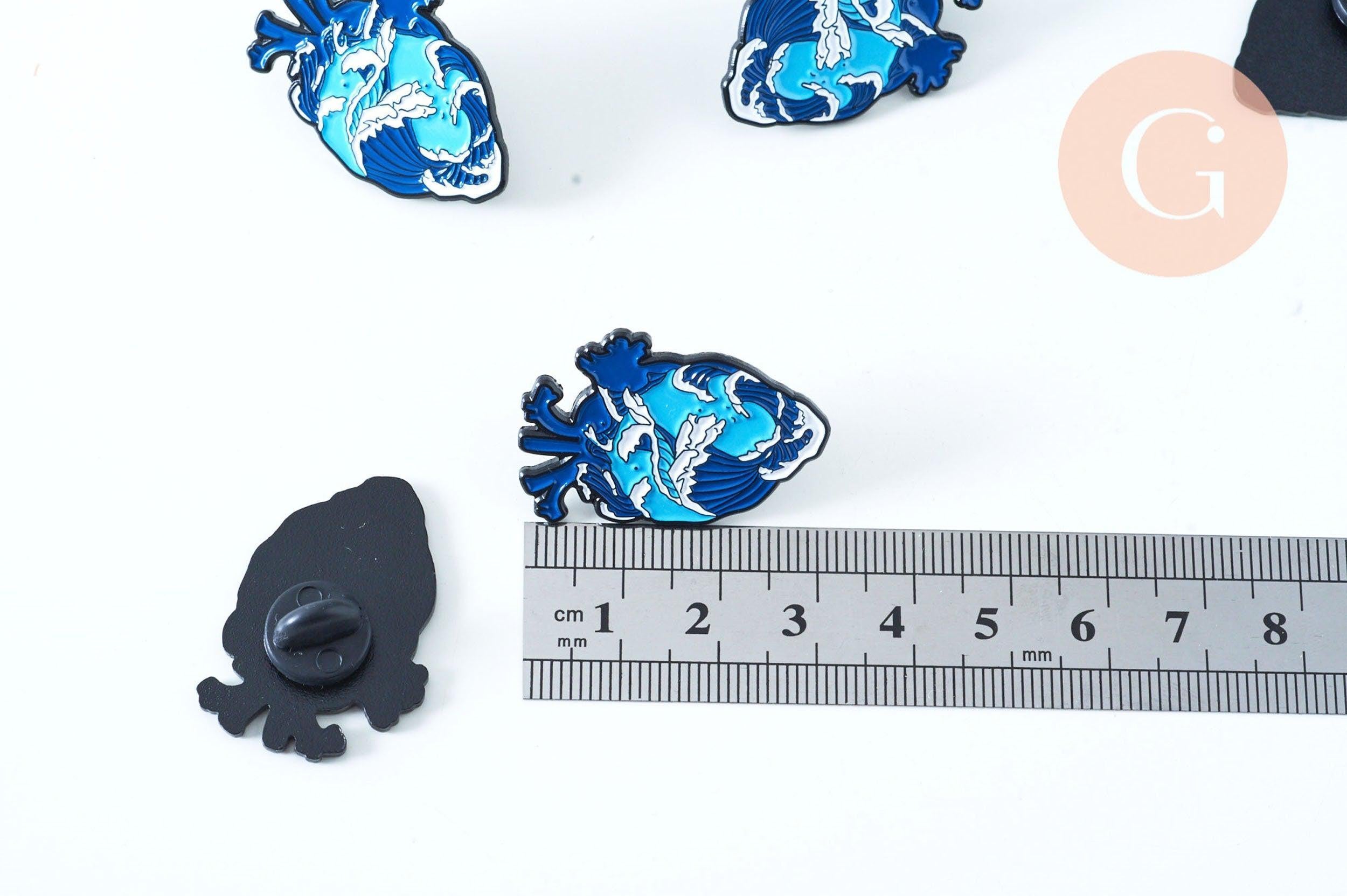 EP-Broche coeur vague océan mystique doré émail noir 33x23mm, x1 (G6382)
