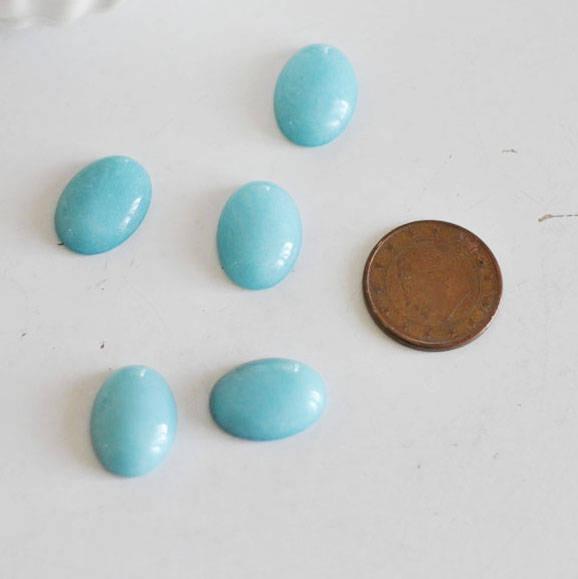EP Cabochon jade turquoise, cabochon ovale, jade naturel,18 x13mm, création bijoux, cabochon pierre, pierre naturelle-G591