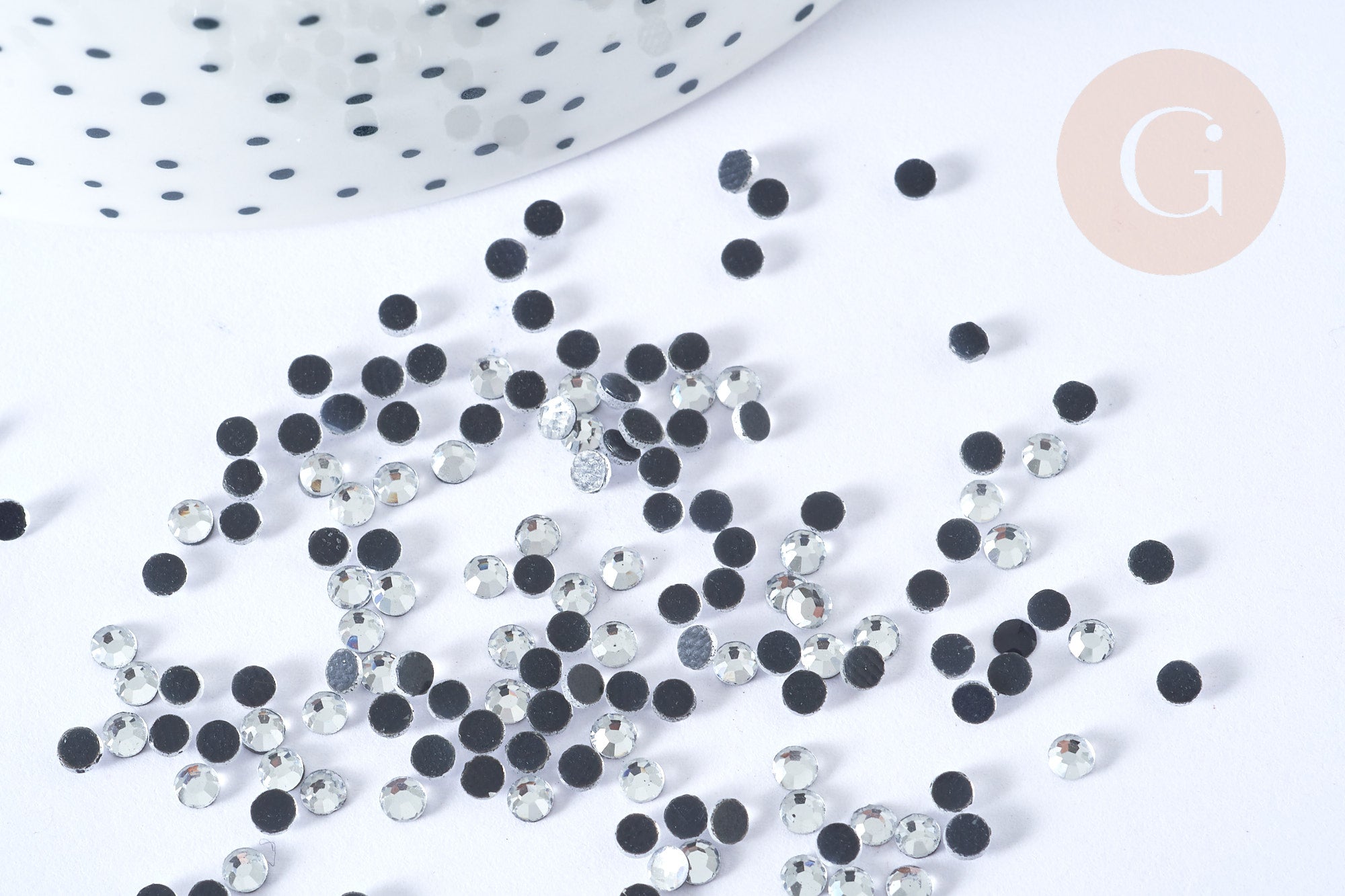 EP Cabochon strass cristal AB blanc, cabochon plastique, strass couture, customisation,1 gramme