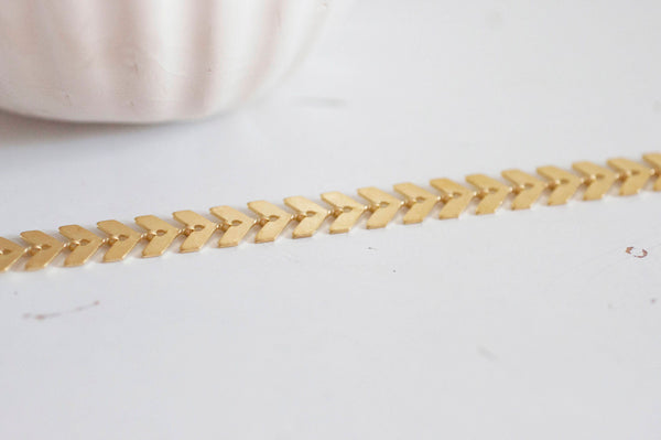 EP Chaine chevron laiton doré mat, fourniture créative, chaine bijou, création bijoux,chaine fantaisie,sans nickel, grossiste,7.5mm, 100 cm-G27