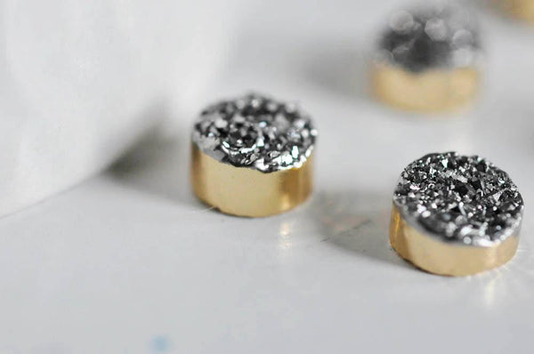 EP Pendentif agate druzy grise,fournitures créatives, agate naturelle,pendentif pierre, support doré, pierre naturelle,11mm